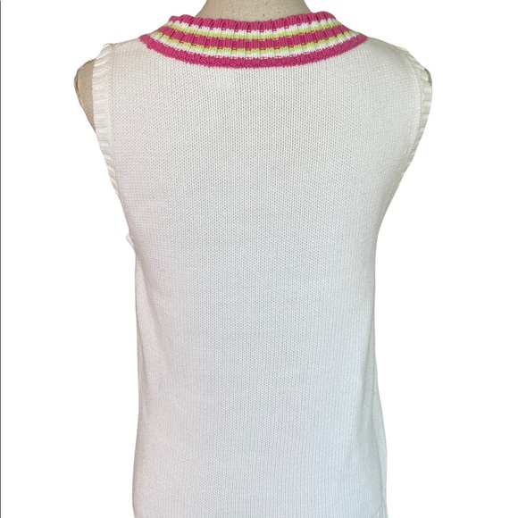 Liz Claiborne white sleeveless V-neck sweater - Picture 3 of 9